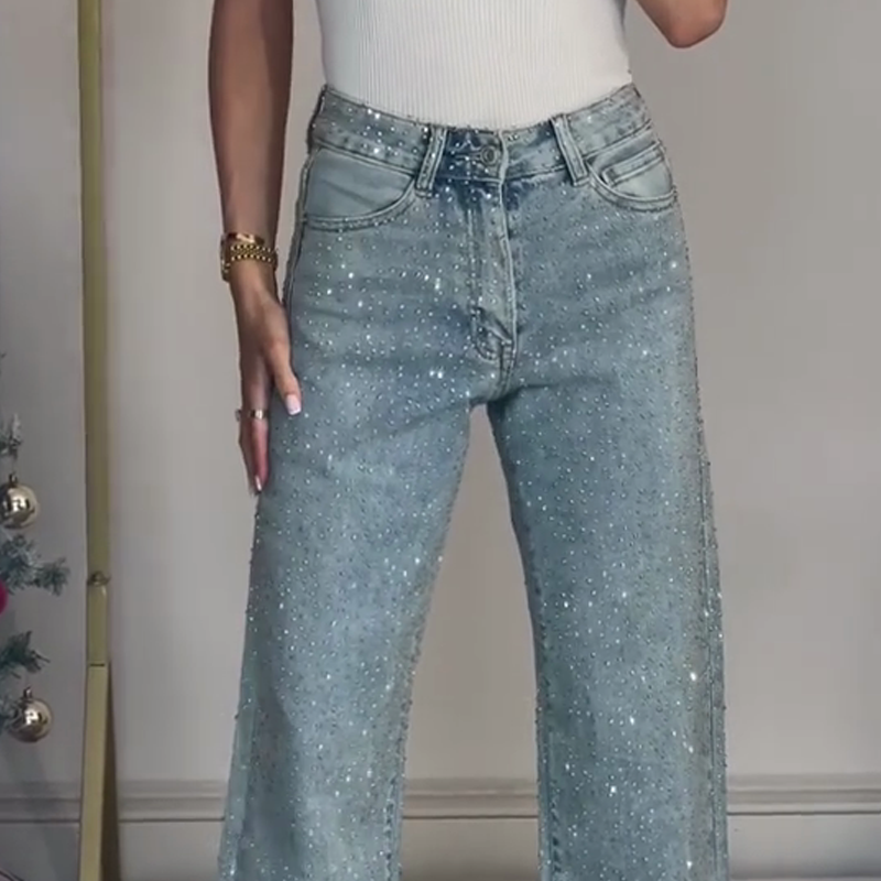 🔥50% off, while stocks last! 🎉It's £21.76 cheaper than Amazon🔥Straight leg jeans with rhinestones
