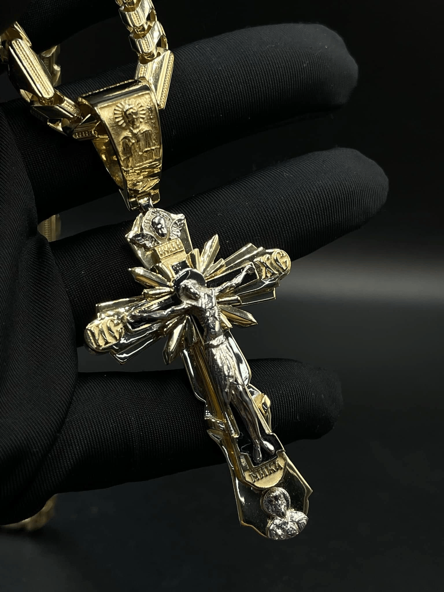 ✝️ BUY 3 GET 1 FREE! ✨ Holy Jesus Pendant - Stainless Steel Elegant Design, Symbol of Faith & Protection, Perfect Gift for Believers 📿📦