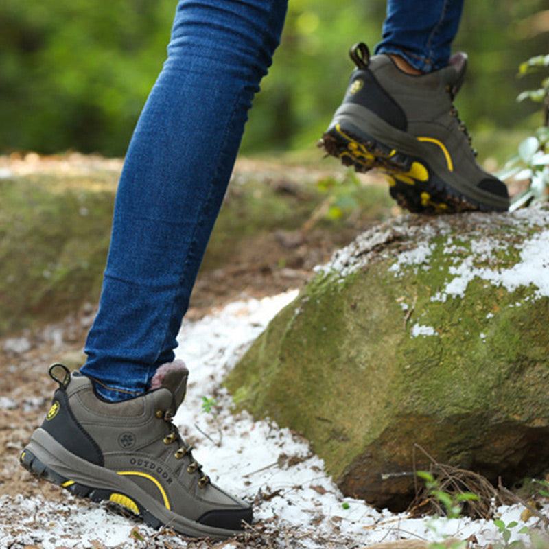 Unisex Outdoor Hiking Shoes with Plush Lining -👍Waterproof, anti-slip, wear-resistant!